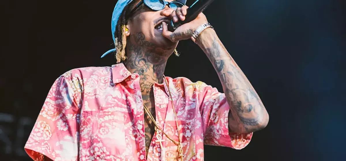 Wiz Khalifa und MGK ver￶ffentlichen "blog era boyz" Mixtape inmitten rum￤nischer Fahndung