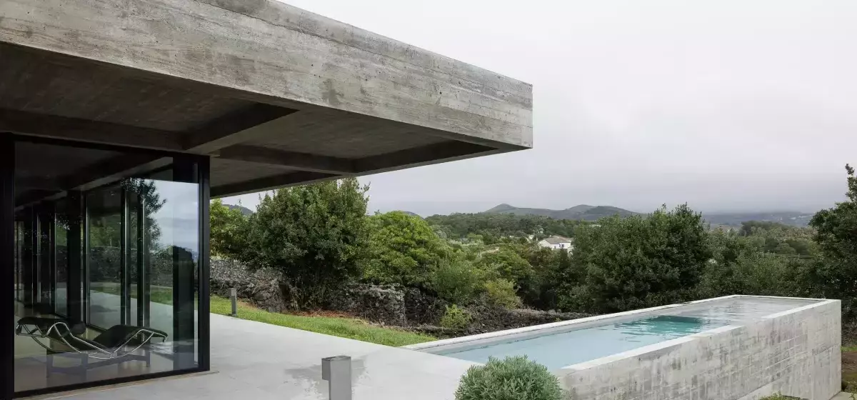 Casa CR: Ein Meisterwerk der Architektur auf den Azoren