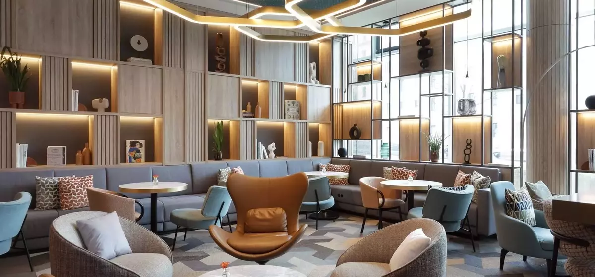 Integrierte Stromversorgung in Hotels: Design trifft Funktionalität