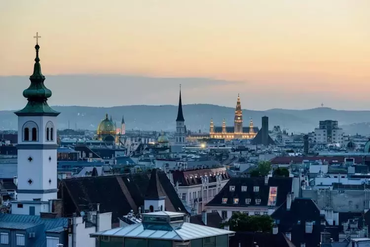 Wiens fotografische Evolution: Von historischen Anfängen zur globalen Avantgarde