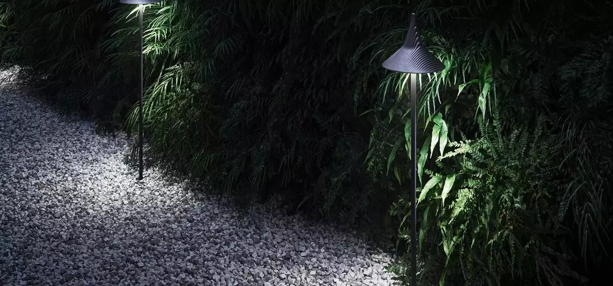 Artemide Enthüllt 'Unterlinden Outdoor'-Leuchten: Skulpturales Design trifft auf fortschrittliche LED-Technologie für den Außenbereich