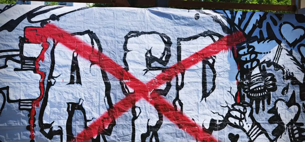 Die Linke feiert Wahlerfolg in Berlin: Eine Analyse von Kultur und Politik