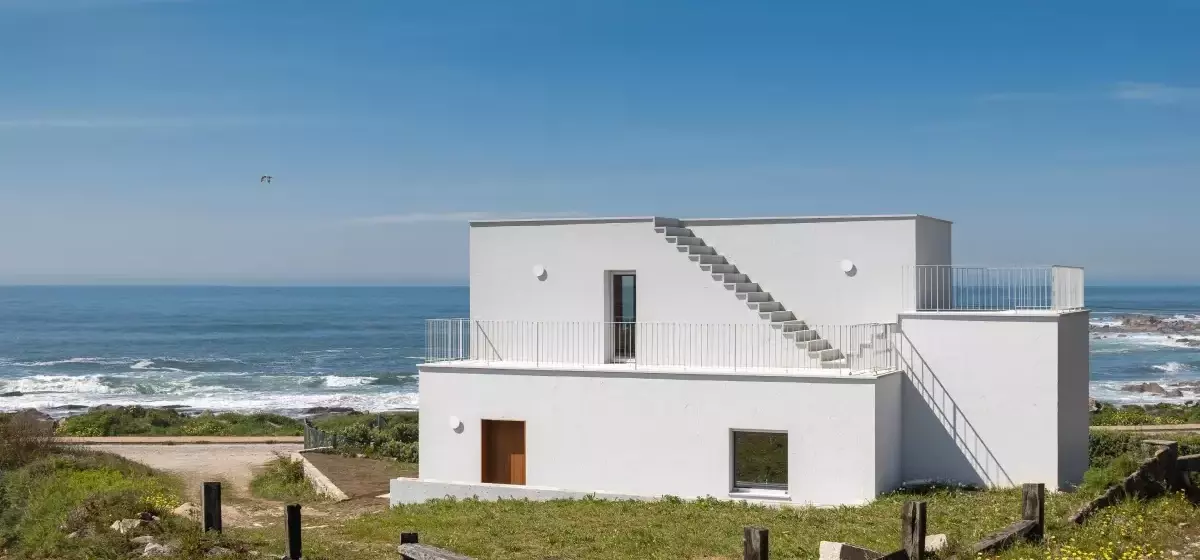 Tiago Sousas 'Casa Âncora': Architektur, die sich der Küste anpasst