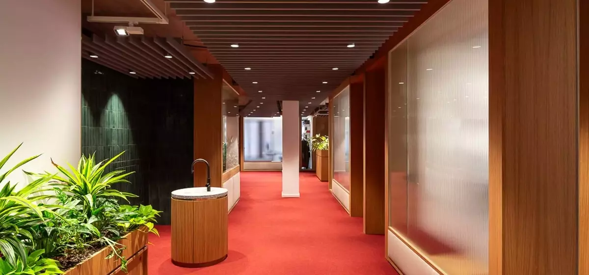 Teppichdesign in Kanzlei Münster: Funktionalität trifft auf ￄsthetik