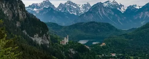 Kulturelle Juwelen in den bayerischen Alpen: Eine Entdeckungsreise durch Kunstgalerien