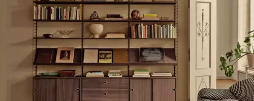 Das String System: Eine Evolution im skandinavischen Design mit Dark Oak