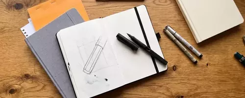 Die optimale Auswahl an Notizbüchern und Stiften für Designer