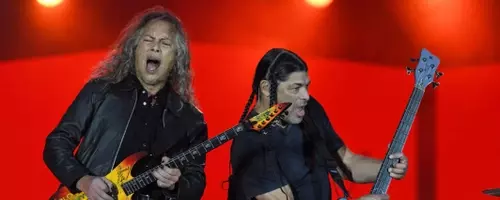 Metallicas Herz aus Gold: 100.000 Dollar für Erdbebenopfer in Venezuela