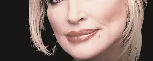 Nashville erwägt Umbenennung des Flughafens zu Ehren von Dolly Parton