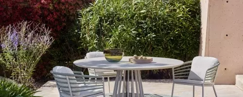 Furniz: Heizbare Outdoorm￶bel für längere Nutzung von Außenbereichen