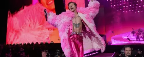 Harry Styles erweitert Berlin-Konzerte 2027 um vierte Show